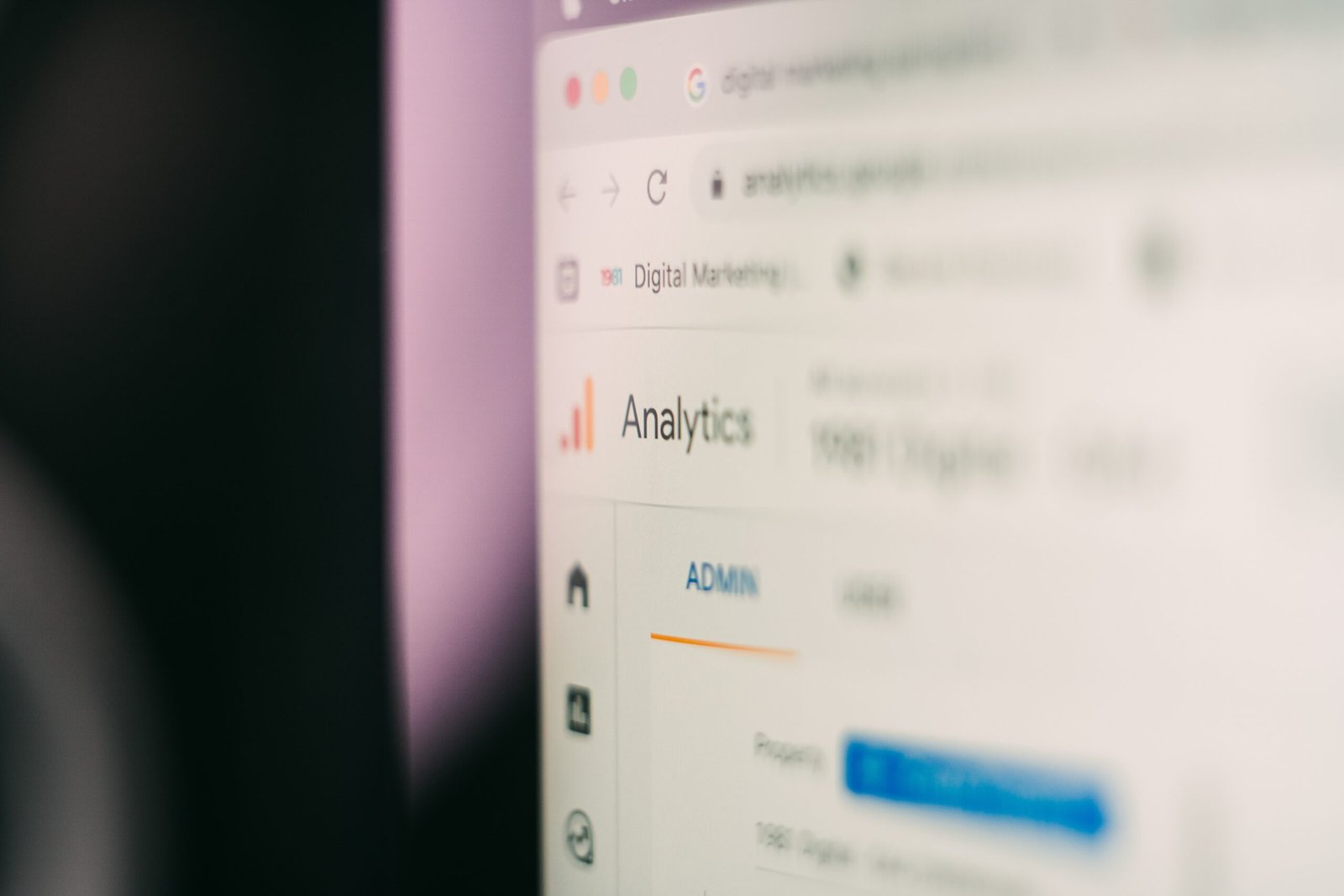 Tools, Resources, and Templates for Creating SEO-Optimized Video Descriptions on YouTube